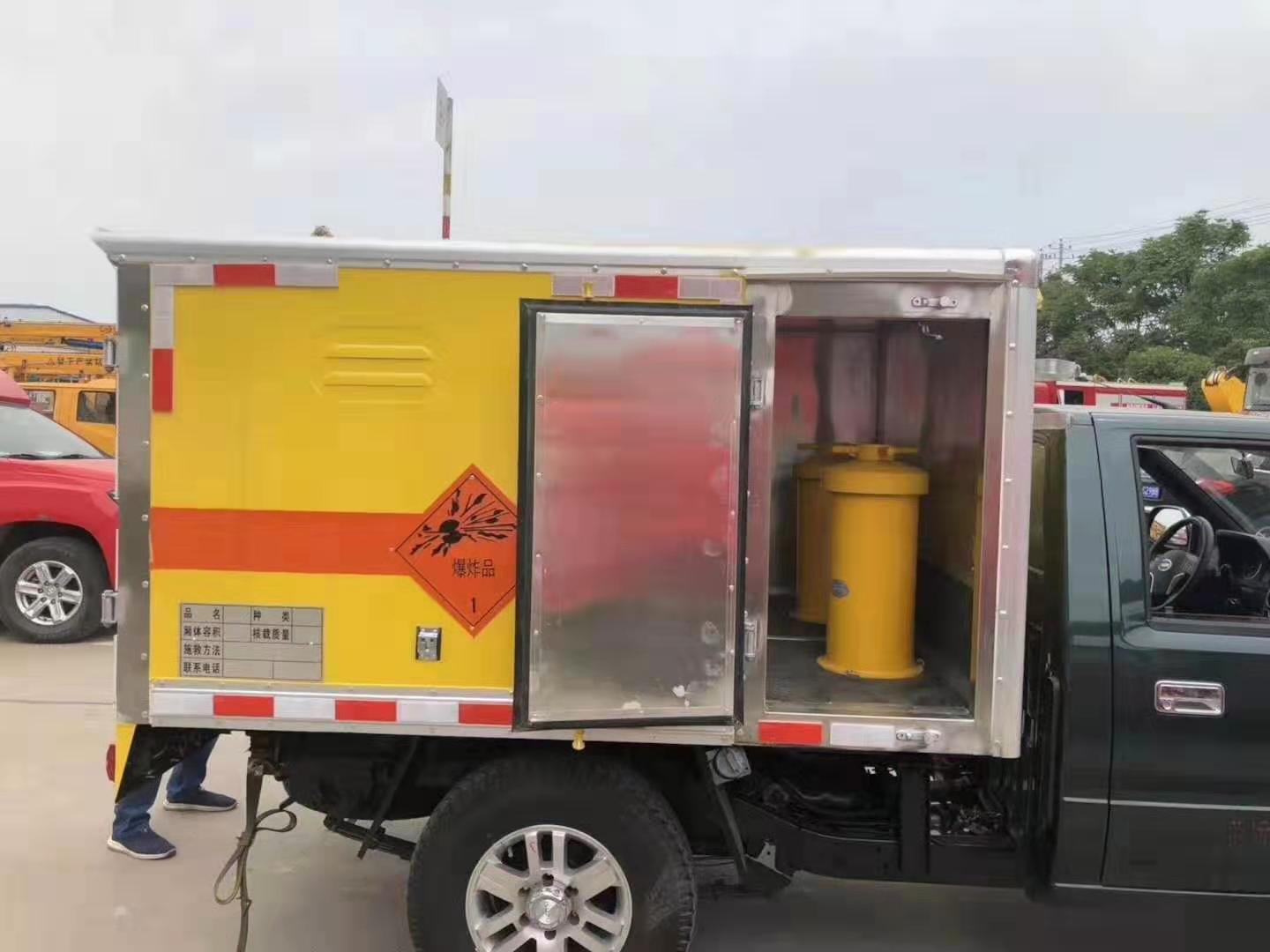 爆破器材運輸車(chē).jpg